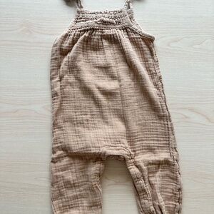 Old Navy Beige Knit Baby Romper